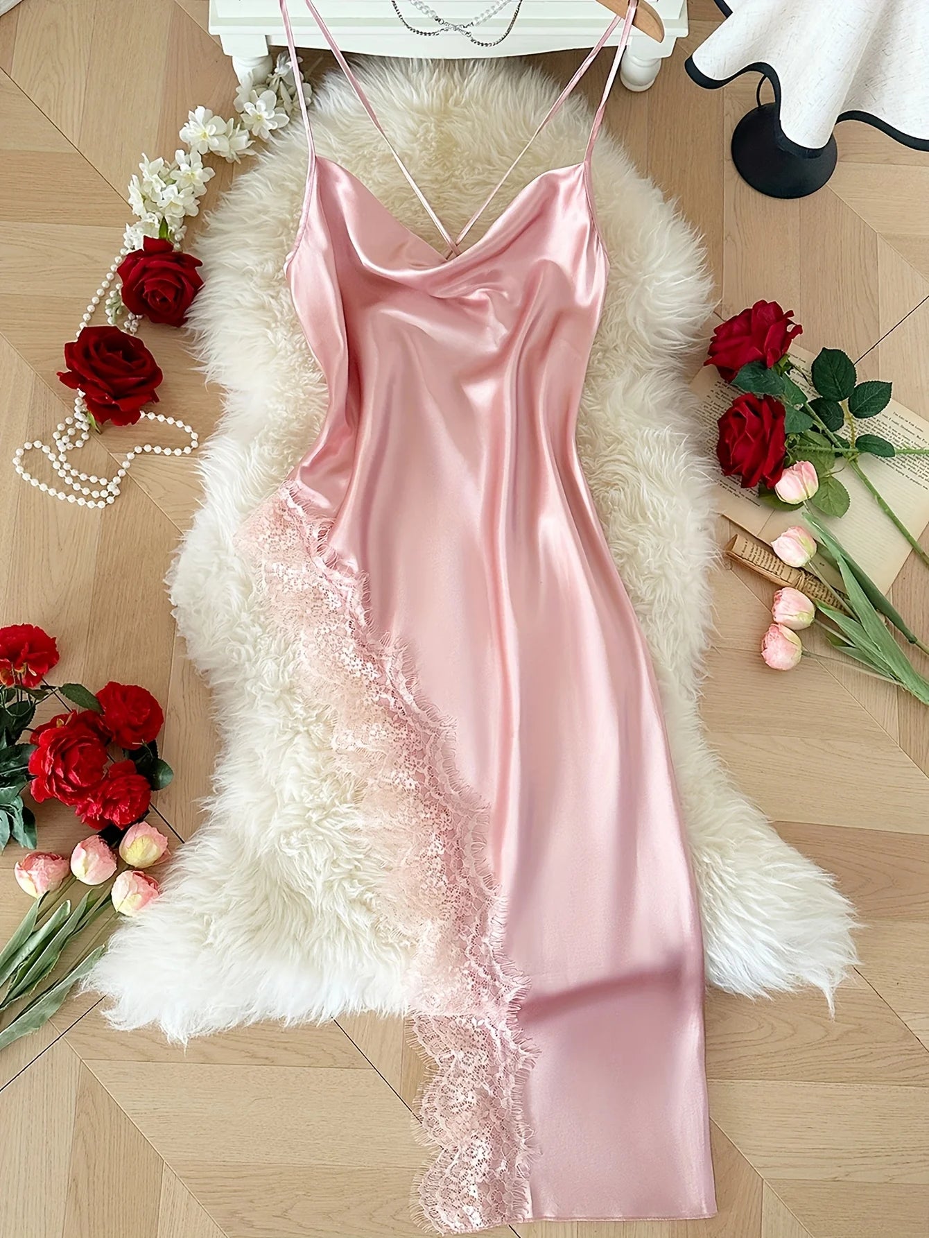 Comfortable Long Lace Patchwork Pajamas: Casual Elegant Nightgown