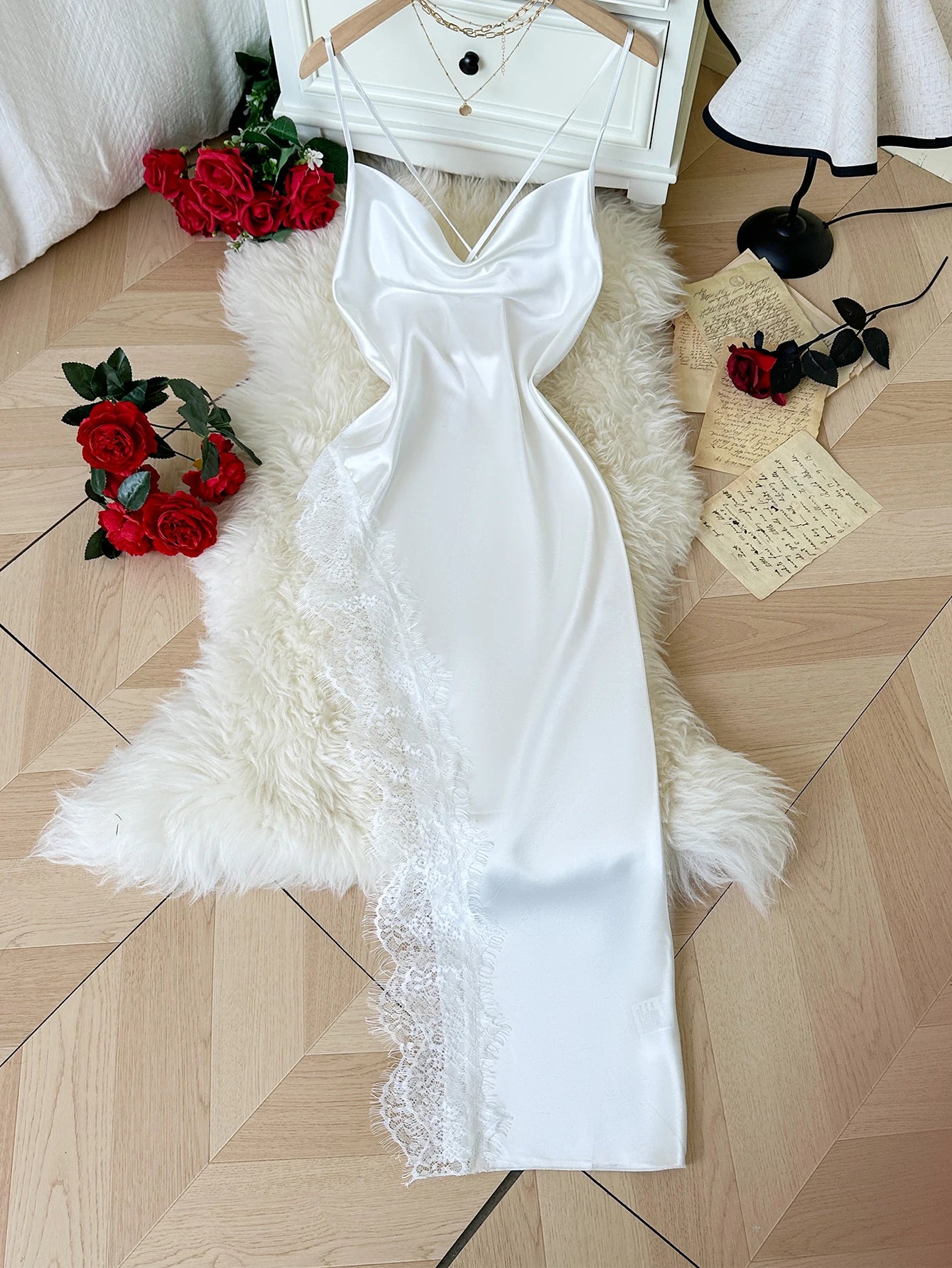Comfortable Long Lace Patchwork Pajamas: Casual Elegant Nightgown