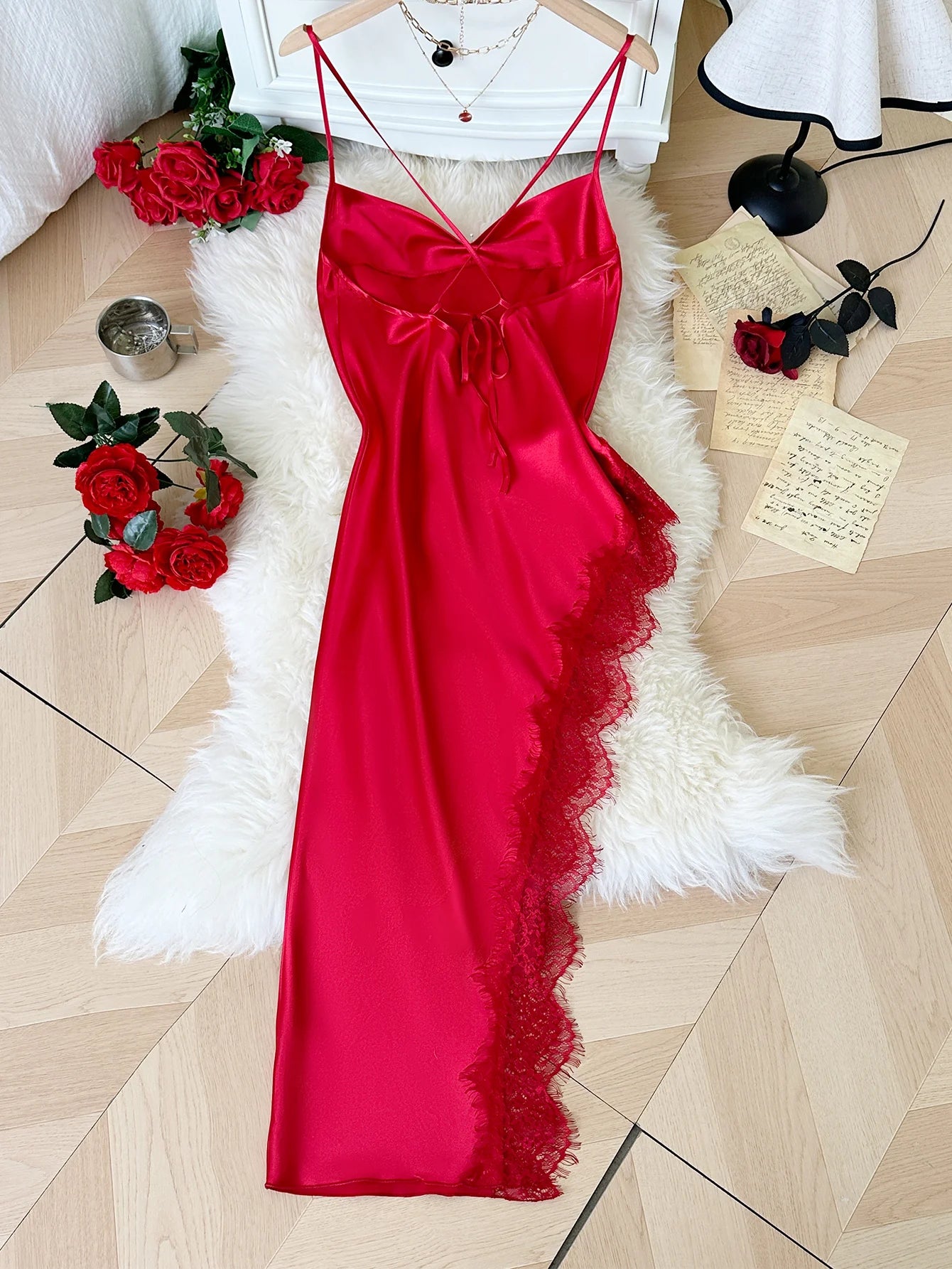 Comfortable Long Lace Patchwork Pajamas: Casual Elegant Nightgown